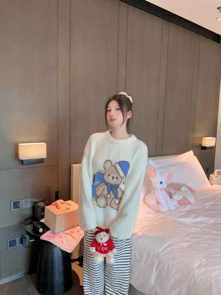 Autumn and winter new products cute cartoon bear pajamas girl soft thickened women's loungewear pajamas set loose