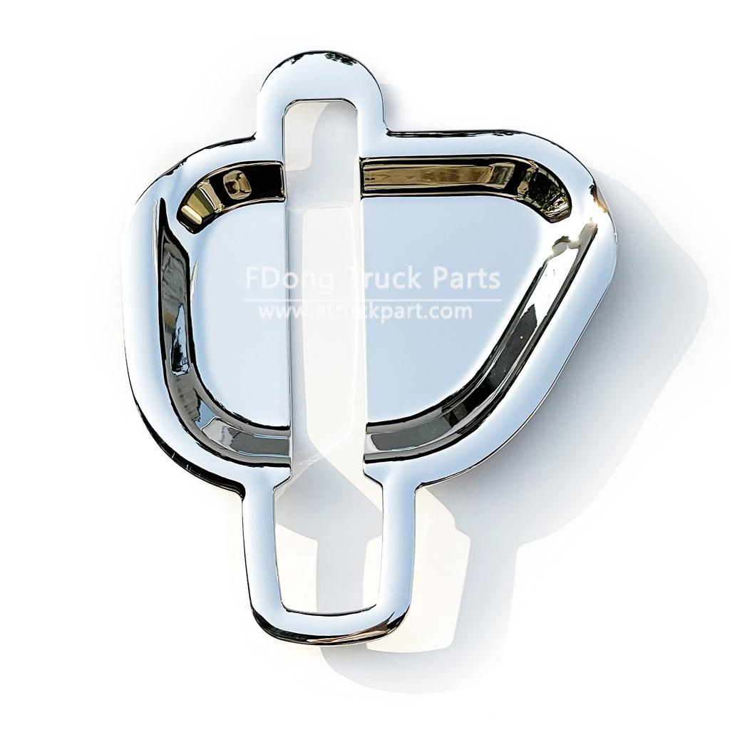 Plated door handle garnish for Nissan UD Big Thumb 4t Fine Condor trucks. Truck accessories and exterior parts.