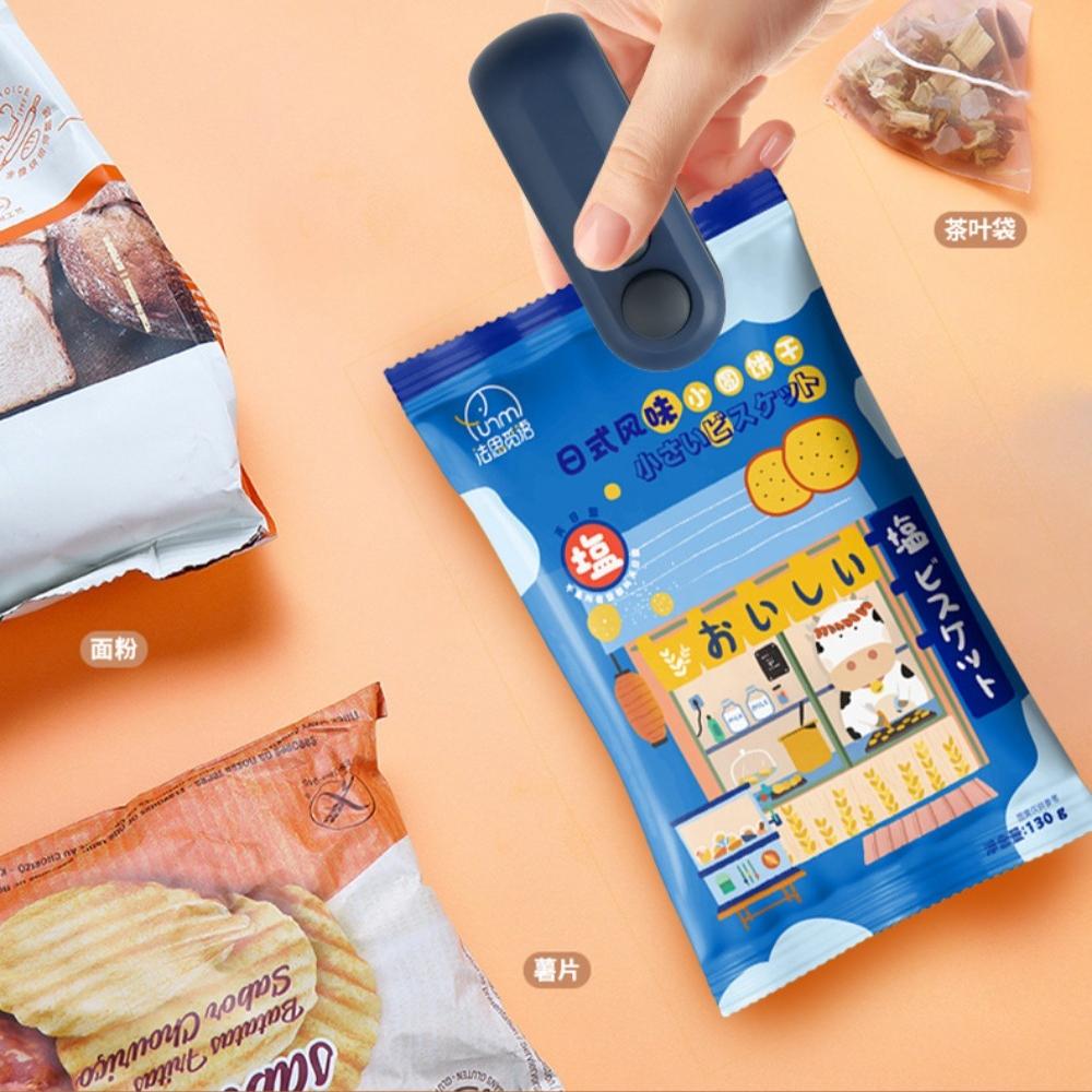 Mini Heat Bag Sealing Machine Package Sealer Bags Plastic Food Sealer Clip Bag Handheld Food Packaging Heat Sealer