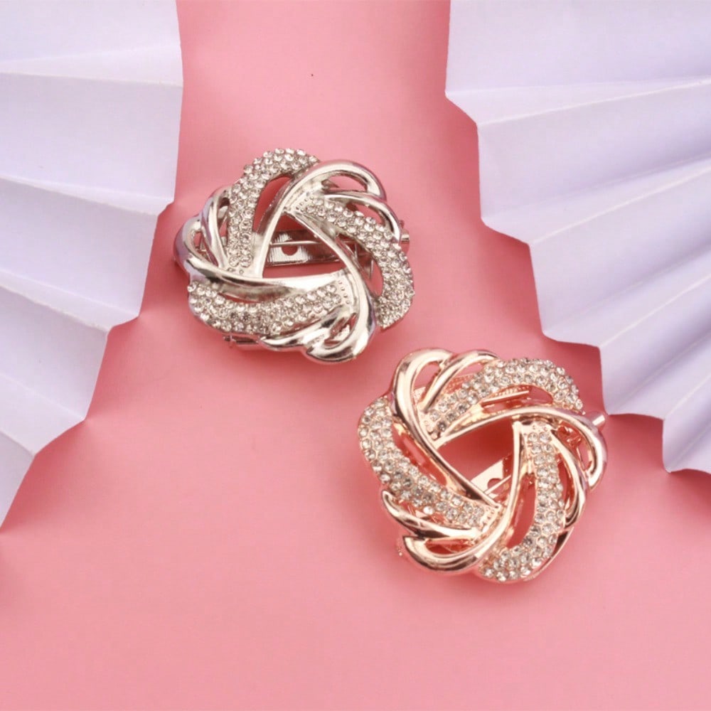 1pc Diamond Wreath Women's Brooch & Pin Jewelry - Vintage Elegant, Unique Design, for Scarves/Jackets, Ideal for Festival Gifts