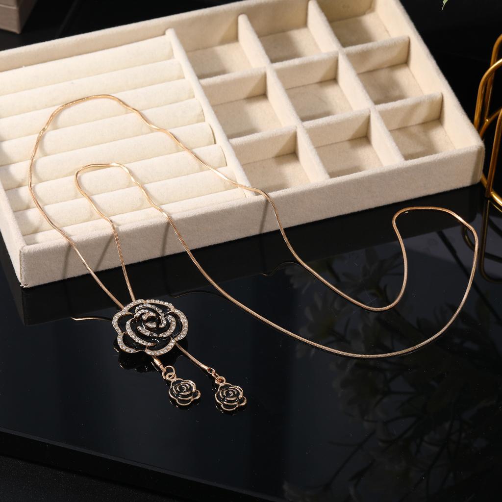 Rose long necklace sweater chain fashion personality clothes accessories direct sales high sense