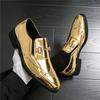 Luxury New Gold Punk Rivet Loafers New Men Pointed Metal Chain Leather Shoes Designer Formal Wedding Dress Homecoming Footwear