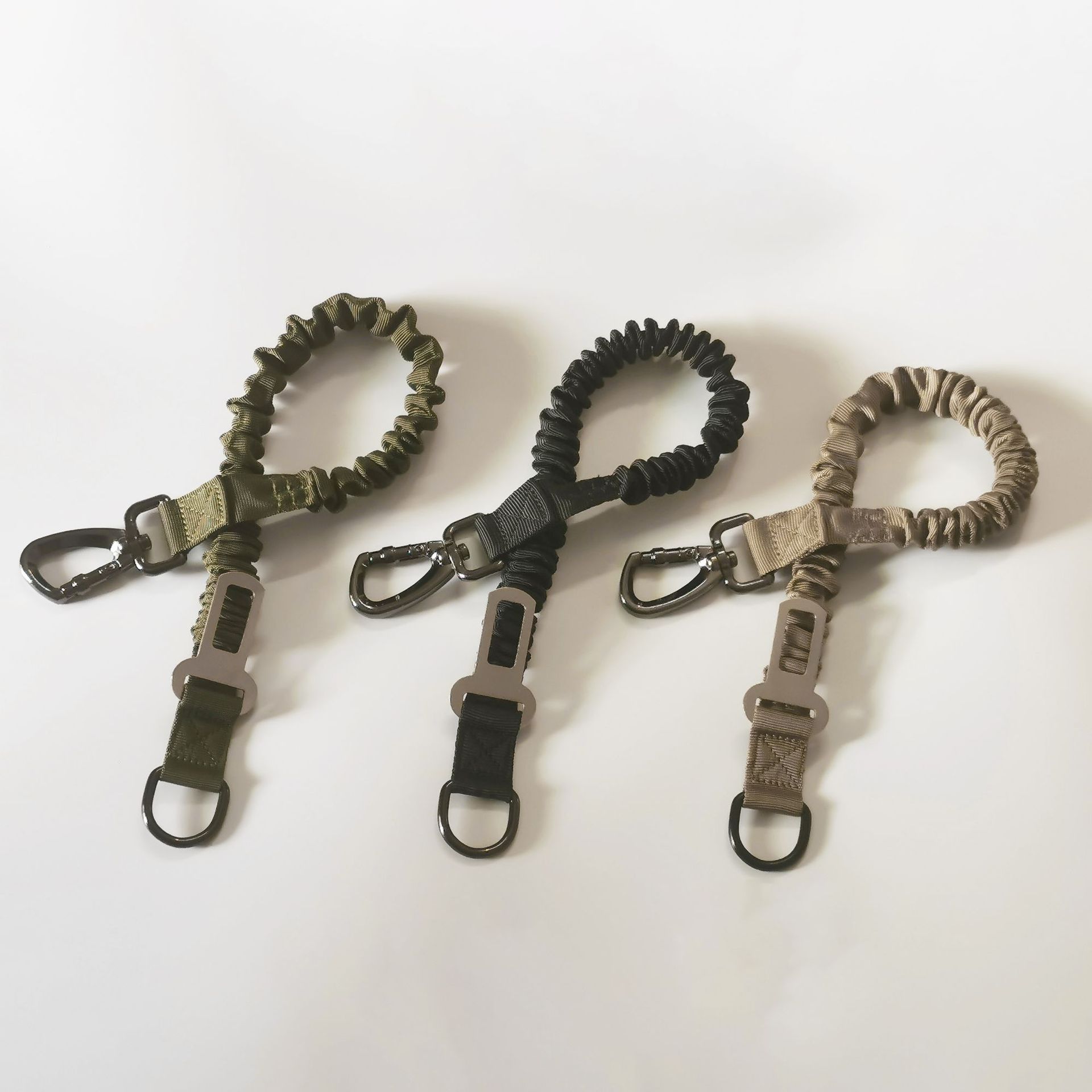 

Ремень безопасности для собаки 1-к-2 Удлинительная веревка 54-90 Эластичность Безопасность питомца Нейлоновый поводок для собаки с пряжкой для автомобильного сиденья Аксессуары для собаки Оливковый Хаки