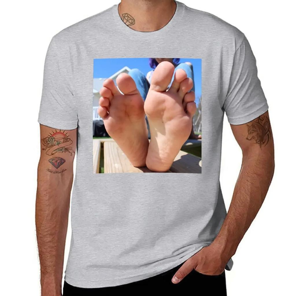 Summer Men with Foot Fetish Harajuku Short-sleeved, Funny and Quirky Printed Fashionable and Versatile Top