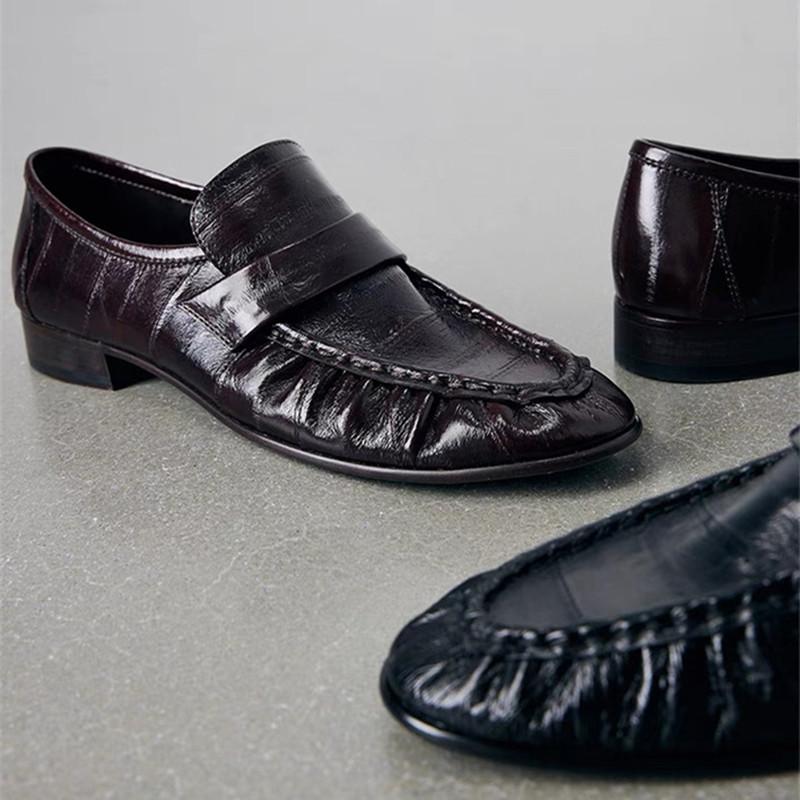 Fashion Retro Brown Soft Leather Brand Flats Women Fashion Pleated Design Loafers Comfort Outdoor Commuting Office Shoe Zapatos De Mujer