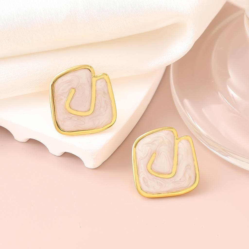 Fashion Jewelry Earrings for Women, Wholesale Minimalist Fine Stud and Hoop Designs in Stainless Steel, Trendy Stud Earrings