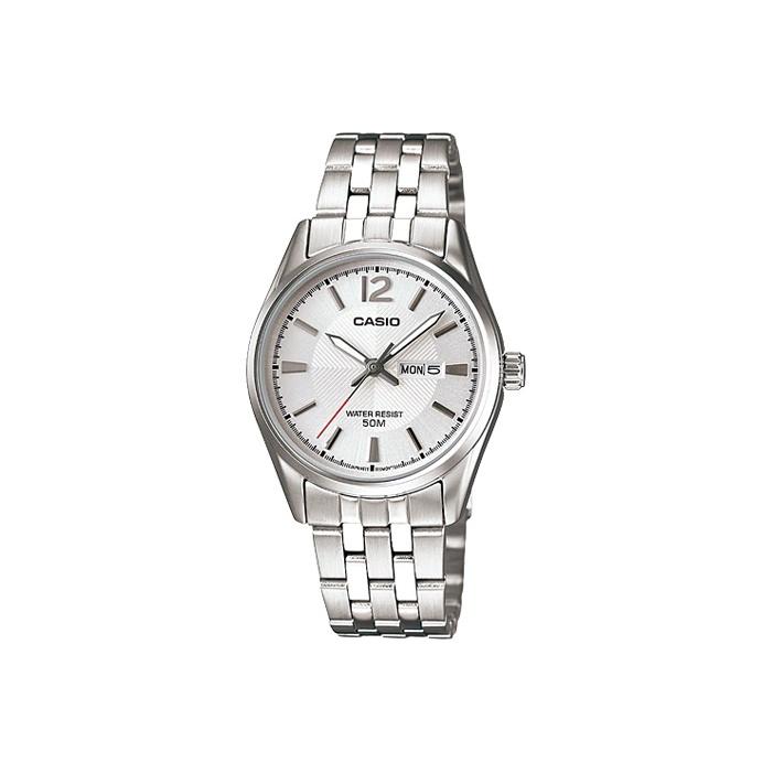 CASIO Women s Standard Series Watch LTP-1335D-7AV White Dial