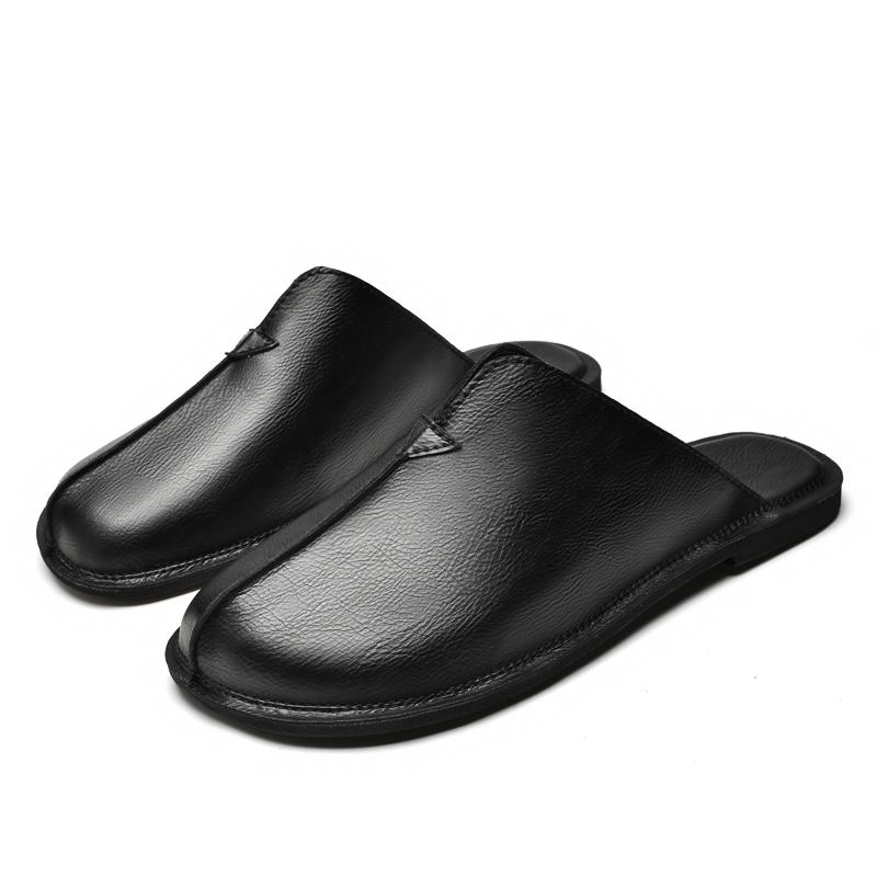 Fashion New Men Walking Shoes Slip-on Flats Light Breathable Loafers Soft Casual Half Drag Comfy Male Slippers Outdoor Man Muller Shoes