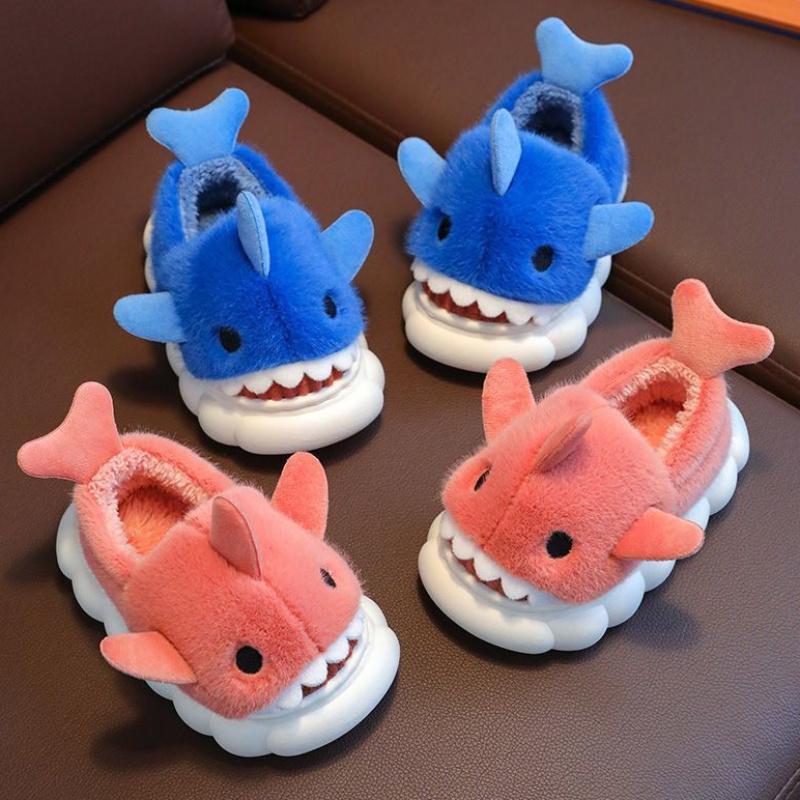 1 Pair Youngsters' Shark Plush Slippers - Soft Fleece-Lined Slip-On Indoor/Outdoor House Shoes with Cartoon Shark Design, Non-Slip PVC Sole