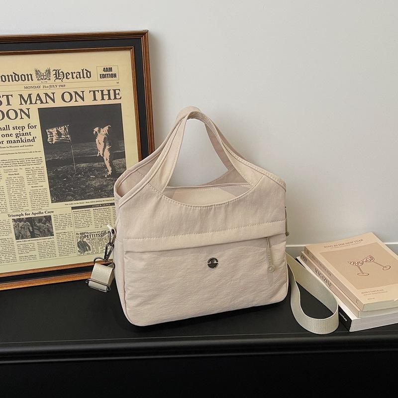 Korean Casual Anti-splashing Cloth Tote Bag 2026 New Simple Lightweight Multi-pocket Trendy Shoulder Bag Handbags for Women