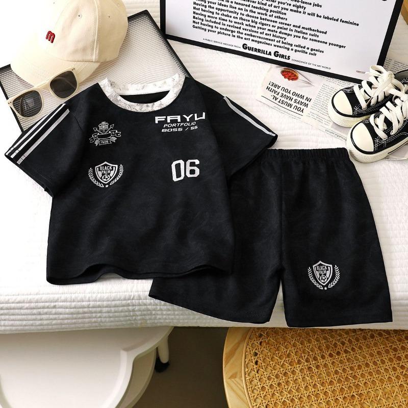Conjunto de camiseta y pantalones cortos para niños, cómodo, hipoalergénico y transpirable, adecuado para deportes y uso diario