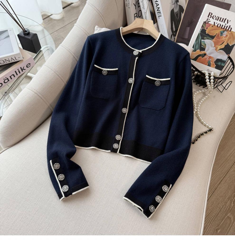 Luxurious Dark Blue Knit Cardigan & Wide-Leg Pants Set for Fall/Winter - Elegant & Slimming Two-Piece Fashion Ensemble