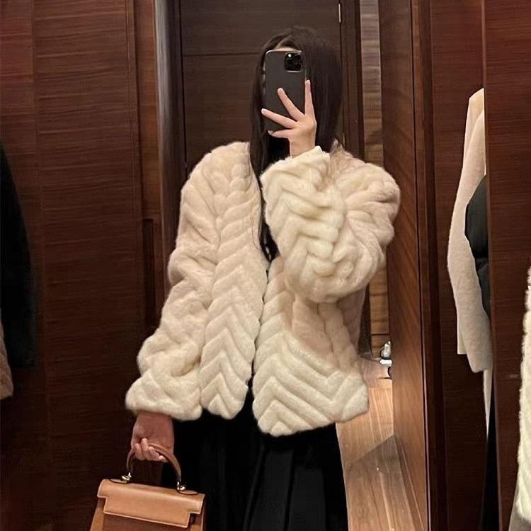 Luxury Women Winter Short Coat Jacket Warm Fashion Outerwear