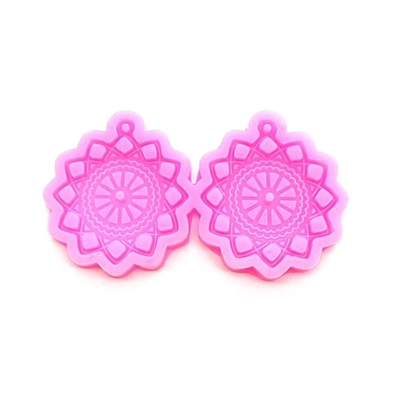1PC Creative Silicone Casting Molds Necklace Molds Suitable for Necklace and Earrings with Heart Flower Shape Pendant