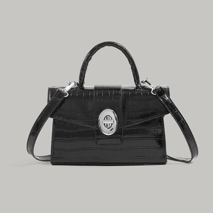 

Bag 2025 New Large Capacity Commuter Underarm Bag Premium Sense One Shoulder Oblique Span Bag Casual Fashion Tote Bag Tide чёрный