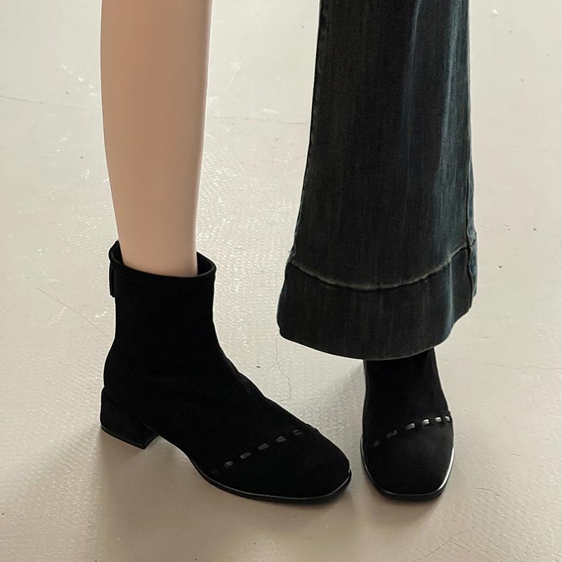 

2026 Autumn/Winter Suede Short Chelsea Boots Korean Edition Chunky Heel Ankle Boots Fashion Retro Women s Square Head High Heels 35 чёрный