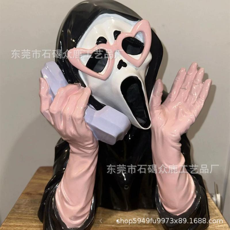 

Хэллоуин Розовое Кричащее Лицо Праздничное Полимерное Украшение Розовое Кричащее Лицо Small (15CM)