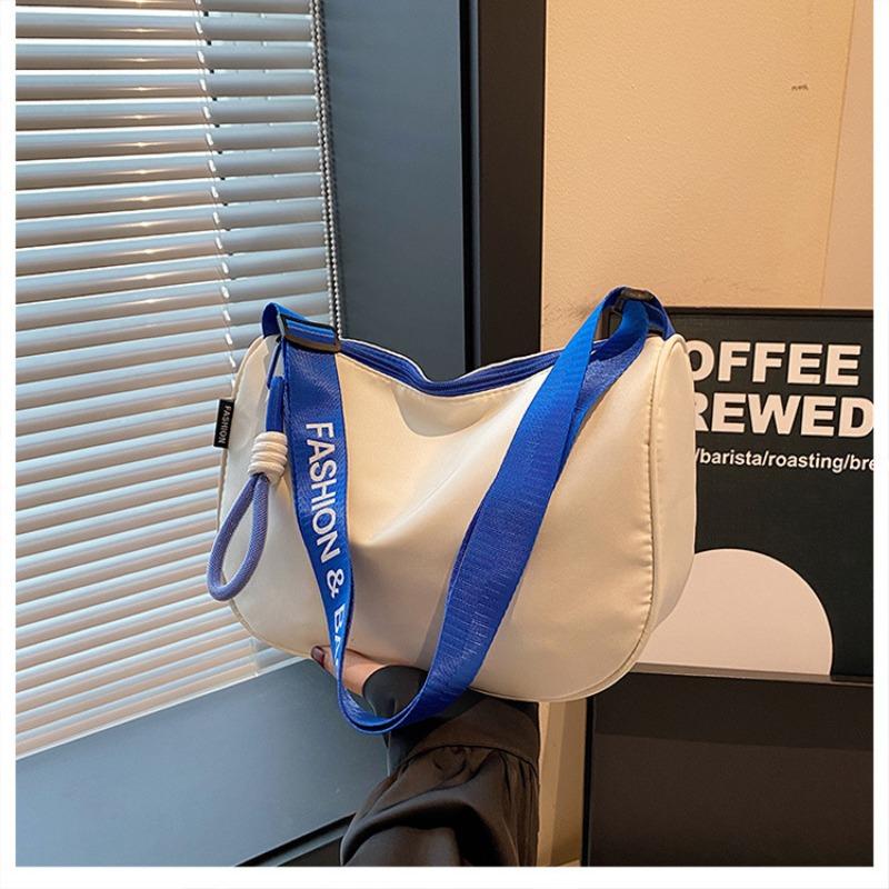 Spacious Dumpling Crossbody Bag Women Versatile Casual Sporty Shoulder Bag Trendy