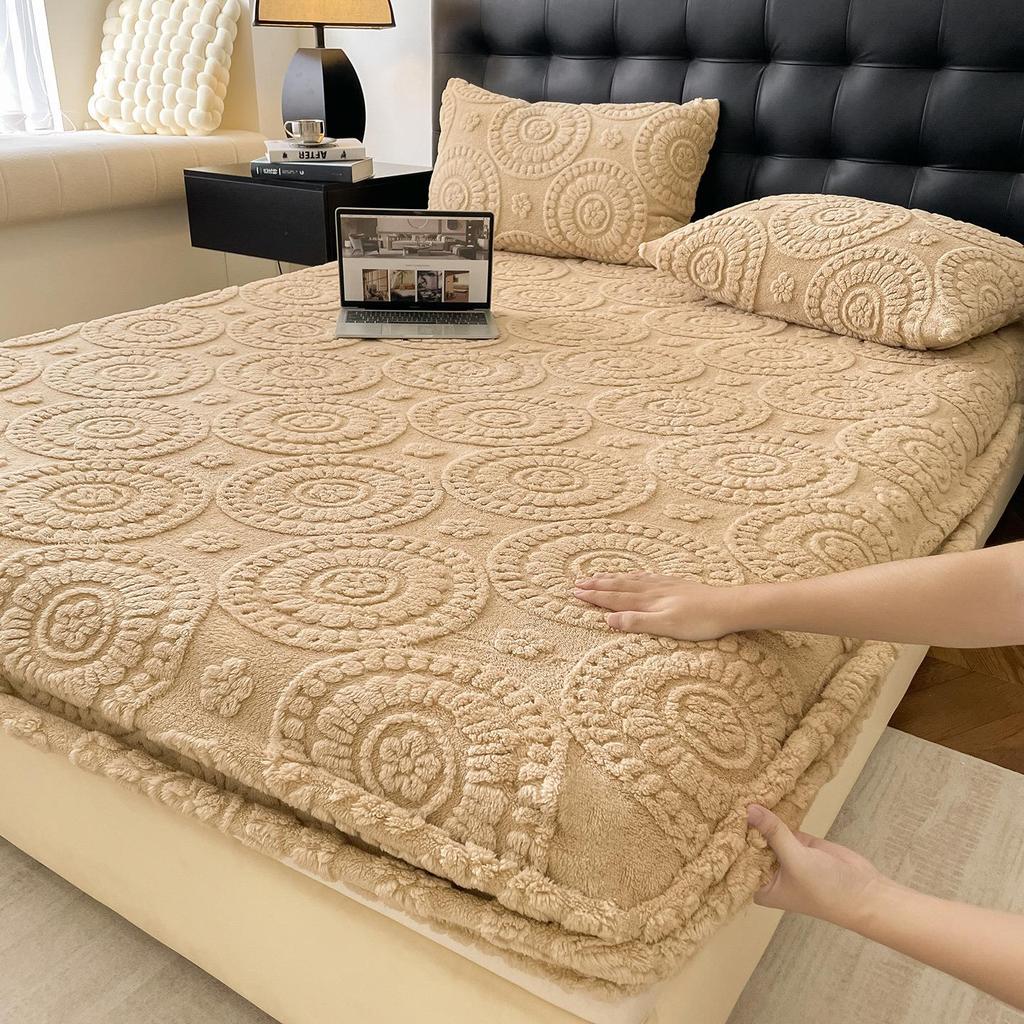 G5Z2025 Winter Warm Plush Non-Slip Taffeta Fitted Bed Sheet - Single/Double Size