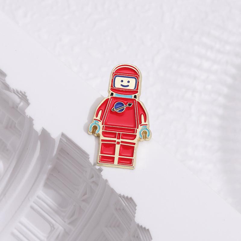 Adorable Red Space Astronaut Cartoon Brooch Alloy Badge For Unique Fashion Style