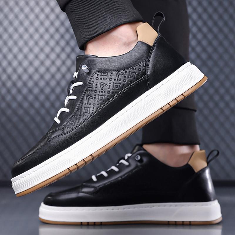 New Summer Men's Shoes Breathable Versatile Sport Casual Leather Shoes Black Men's Lazy Shoes One Step Easy Wear Slip-On Shoes