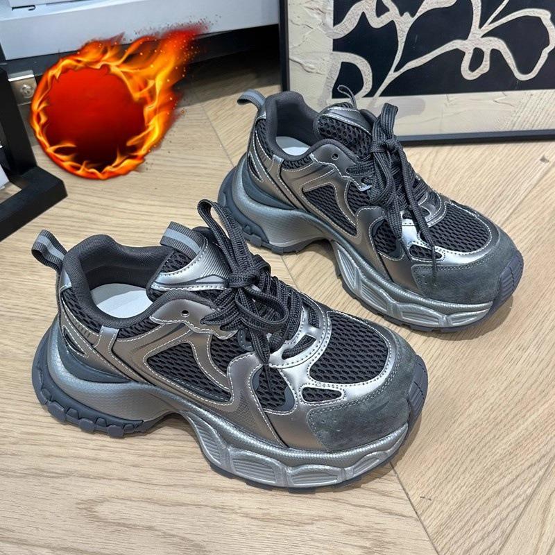 New Thick-soled, Height-increasing, Versatile and Sporty Casual Cotton Shoes for Women with Fleece Dad