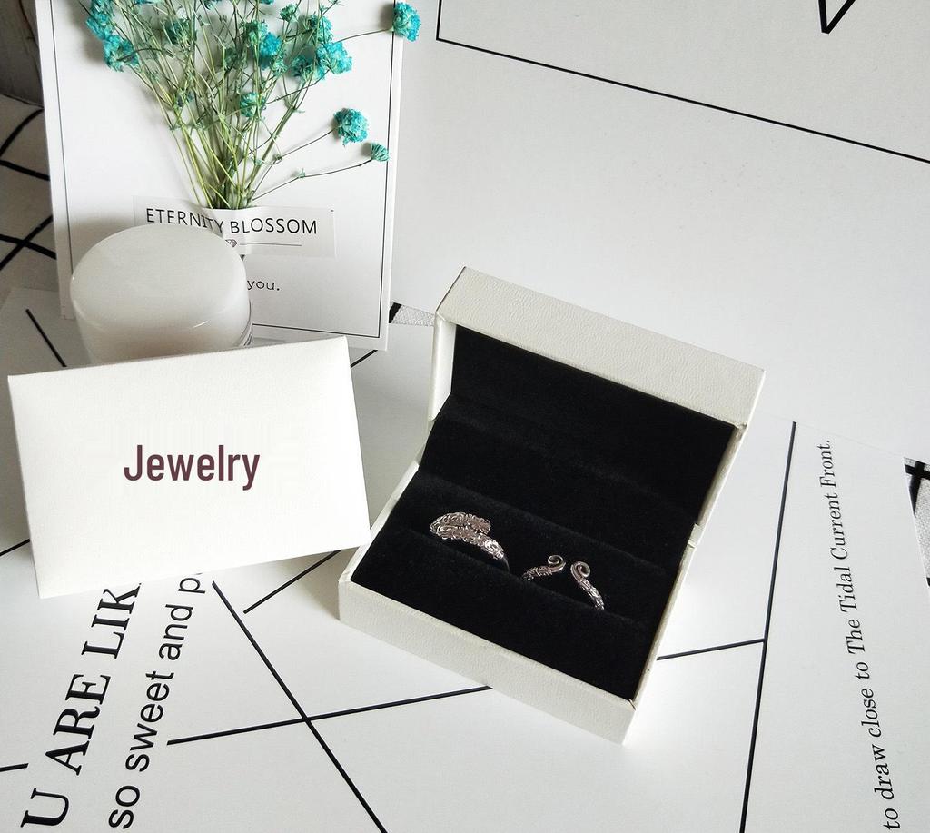 Yadu Jewelry Gift Set: Includes Earplugs, Silver Cloth, Greeting Card, and Engraving Collection