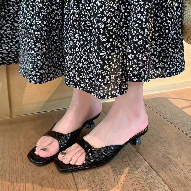 

Fashion Summer Slingbacks Women Pumps Plus Size Modern Slippers Square Toe Low Heel Ladies Shoes Fashion Office Solid Color Sandals New 35 чёрный