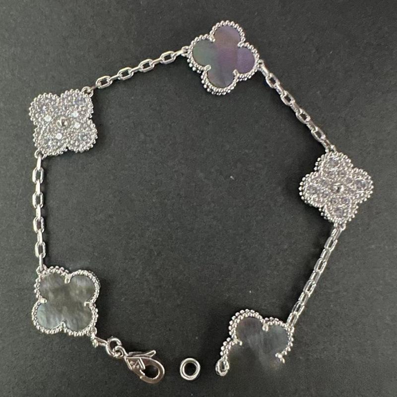 Exquisite Four-leaf Clover Bracelet for Women Five-flower Bracelet Double-sided Natural White Mother-of-pearl and Carnelian Bracelet