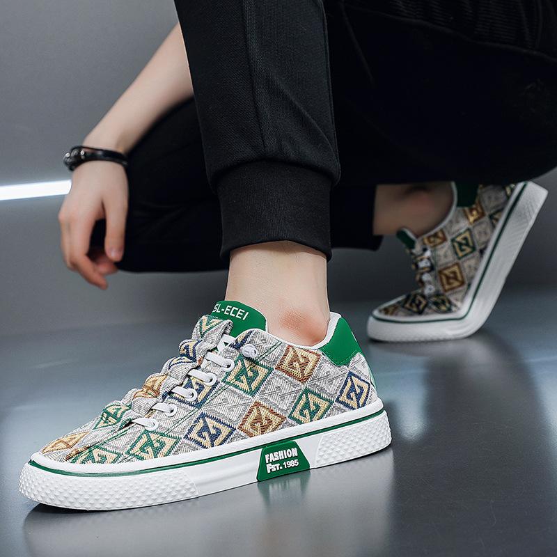 Summer Casual Shoes Men's Printed Canvas Shoes Trendy Low-top Student Sports Shoes Comfortable Versatile Fashion Board Shoes Men