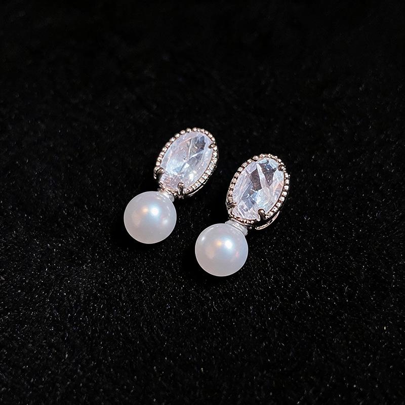 Silver Needle Luxury Zircon Pearl Oval Geometric Stud Earrings - Simple, Versatile, High-End Accessories