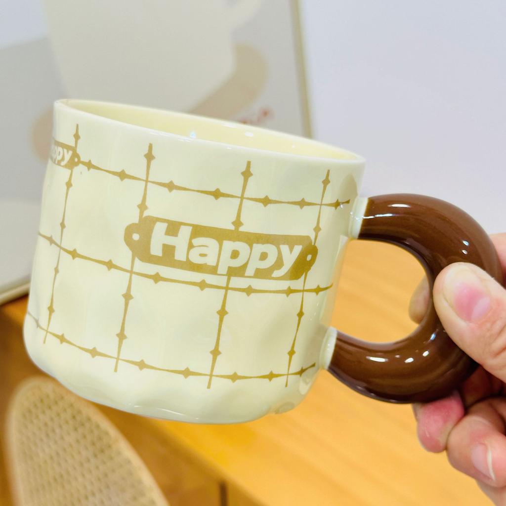 Ceramic Cup with Lid Spoon High Value English Mug Gift Souvenir Water Cup Household Set Cup Small Gift Box