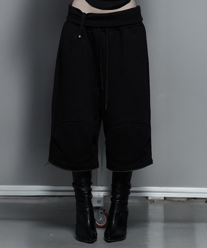 ETRE AU SOMMET Zipper 2-Way Double Knee Bermuda Wide Pants (Black)