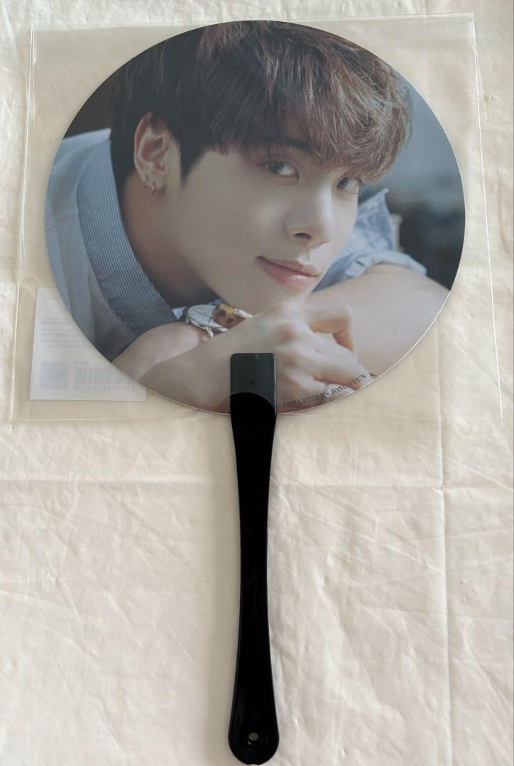 

[USED] Jonghyun SHINee Uchiwa The Letter B Official