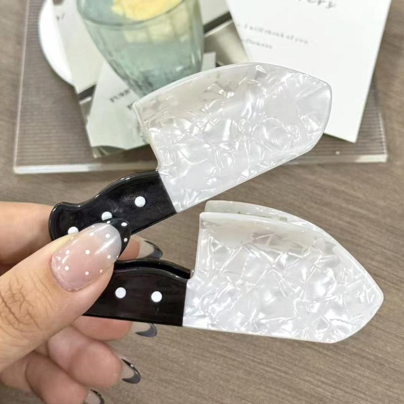 Realistic Mini Daggers Hair Clip Strong Hold Hairpin Edgy Sweet Style Practical Acrylic Hair Accessory For Women