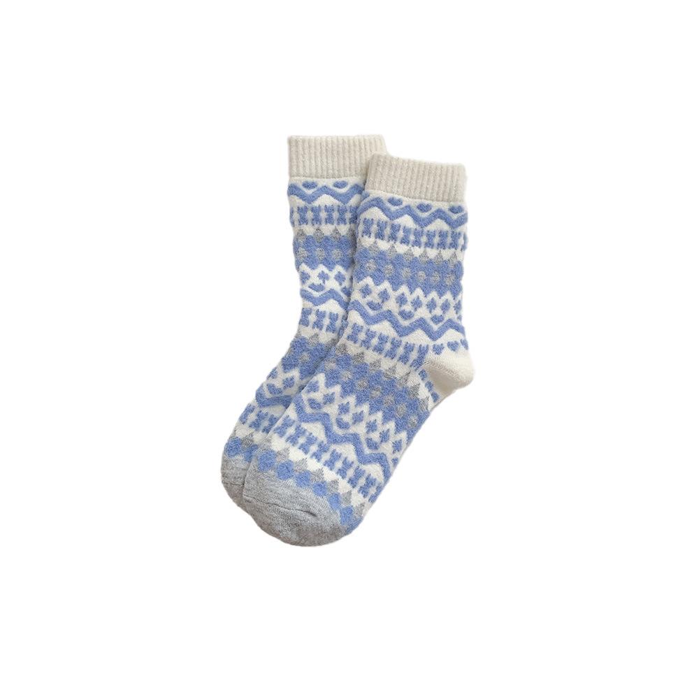 Female Autumn and Winter Thickened Warm Stripe Bow Everything In The Tube Pile Socks