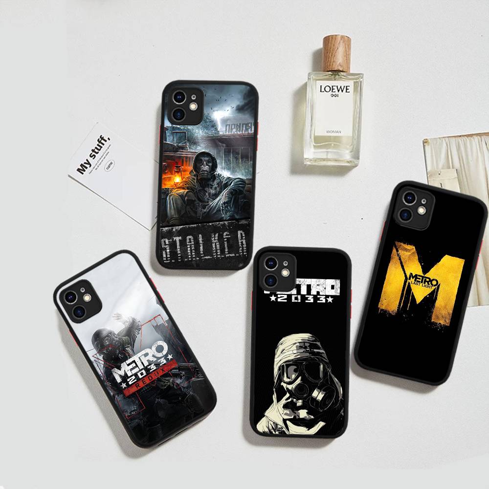 Post Apocalyptic Game Metro 2033 Phone Case For IPhone 16 15 14 Plus 15 13 12 11 Pro Max X XS MAX Matte Cover