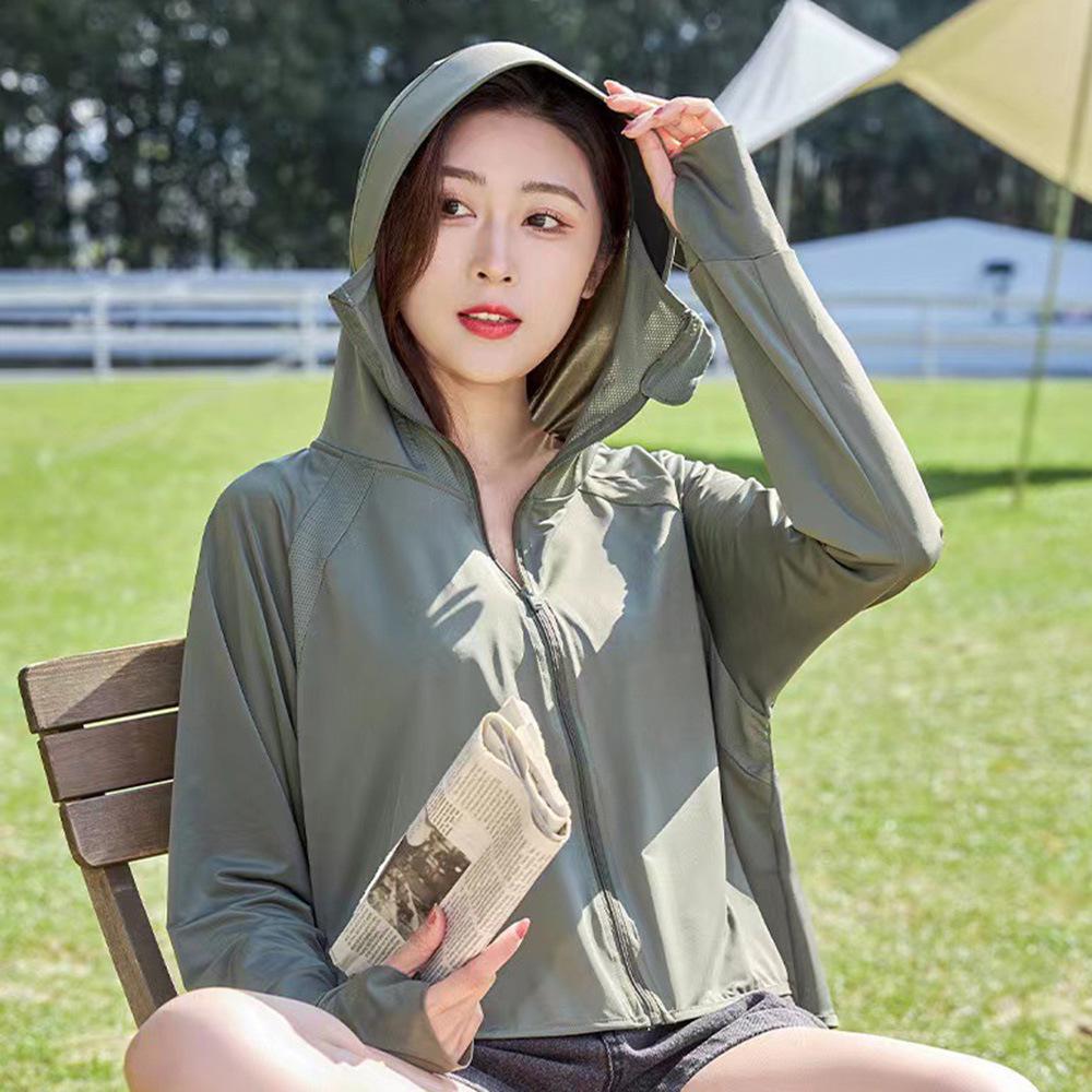 

Женская быстросохнущая куртка с защитой от УФ-лучей, с капюшоном и большим козырьком, из ледяного шелка, легкая и свободного кроя. One Size (Fits 80-150 jin)