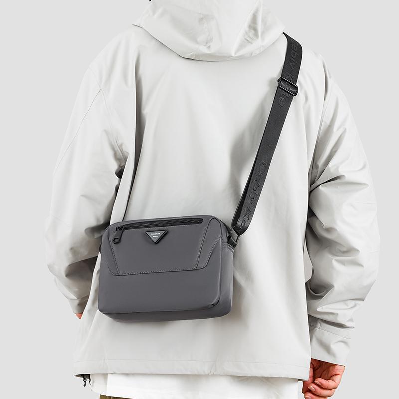 Men's Oxford Shoulder Bag Commuter Lightweight Crossbody Nylon Bag