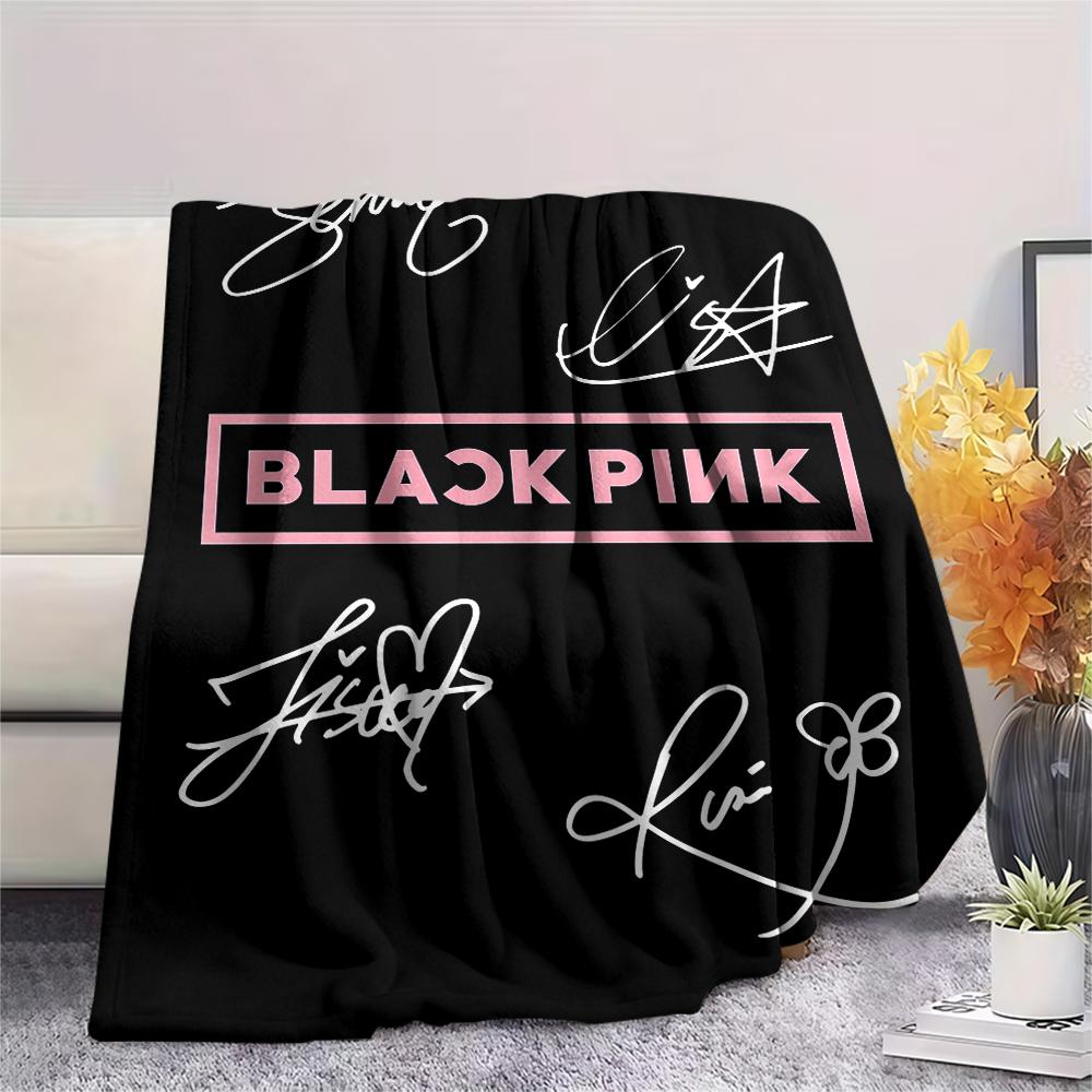 1 szt. Koc flanelowy z nadrukiem Blackpink, Wysokiej jakości, Na wszystkie pory roku, Wystrój domu, Ciepło i komfort, Idealny na prezenty świąteczne