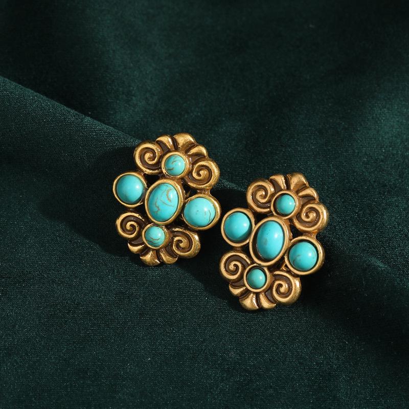 Yong Nuo Vintage Retro Jewelry: High-End, Colorfast Antique Earrings