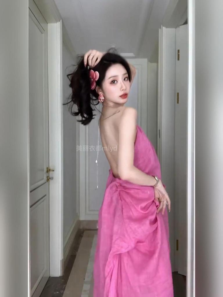 Backless sexy neck sling dress women's pink pleated thin new medium and long skirt holiday style