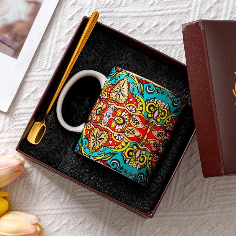 Large Capacity Mug, Light Luxury Retro Bone China Water Cup, European Style Creative Coffee Cup, Office Tea Cup Christmas Gift