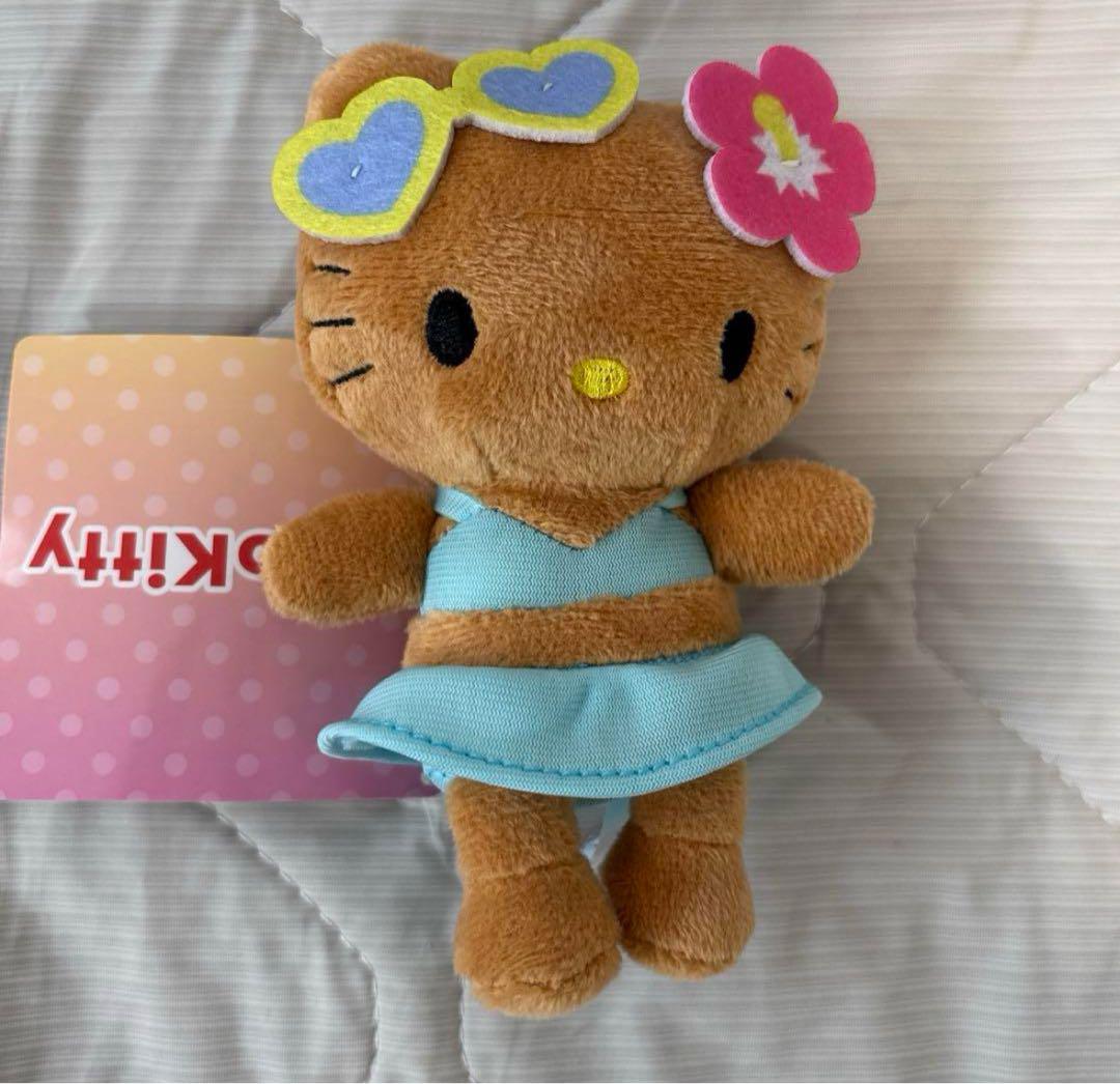 

[USED] Tanned Hello Kitty mascot keychain