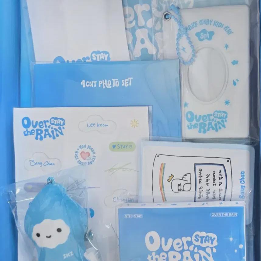 

Straykids Ski s Stay 5th Season Fanclub Kit Full Pack Unopened With Bulk Photocard