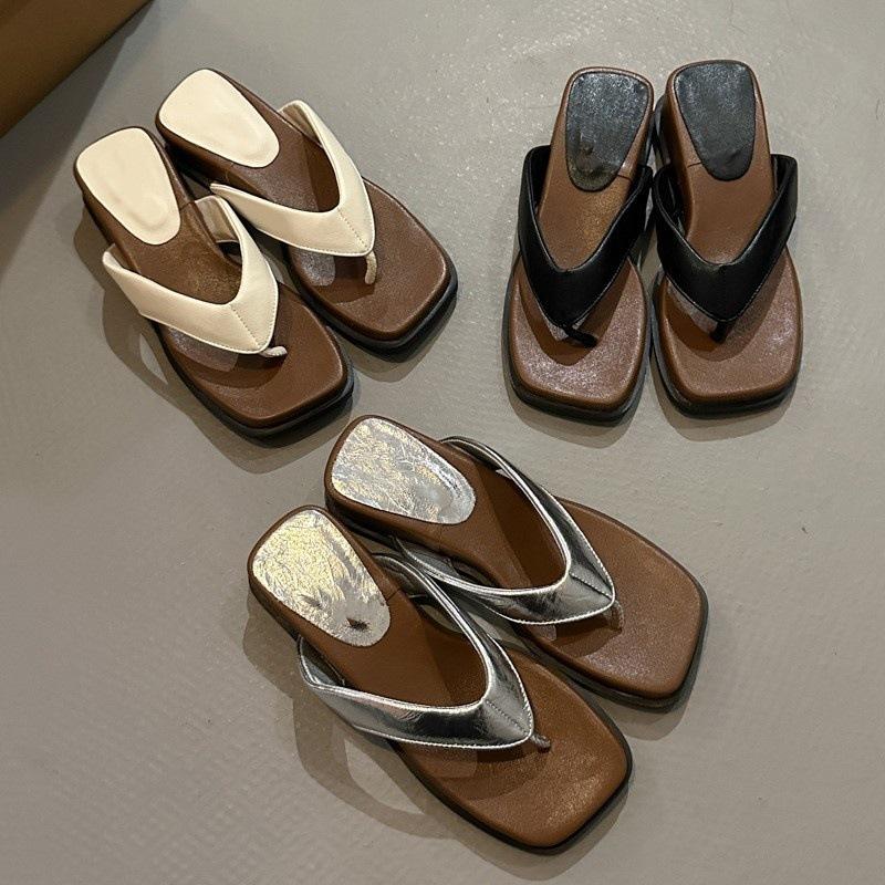 Slope heel flip-flops women's summer outer wear 2025 new versatile skirt beach thick bottom toe cool slippers