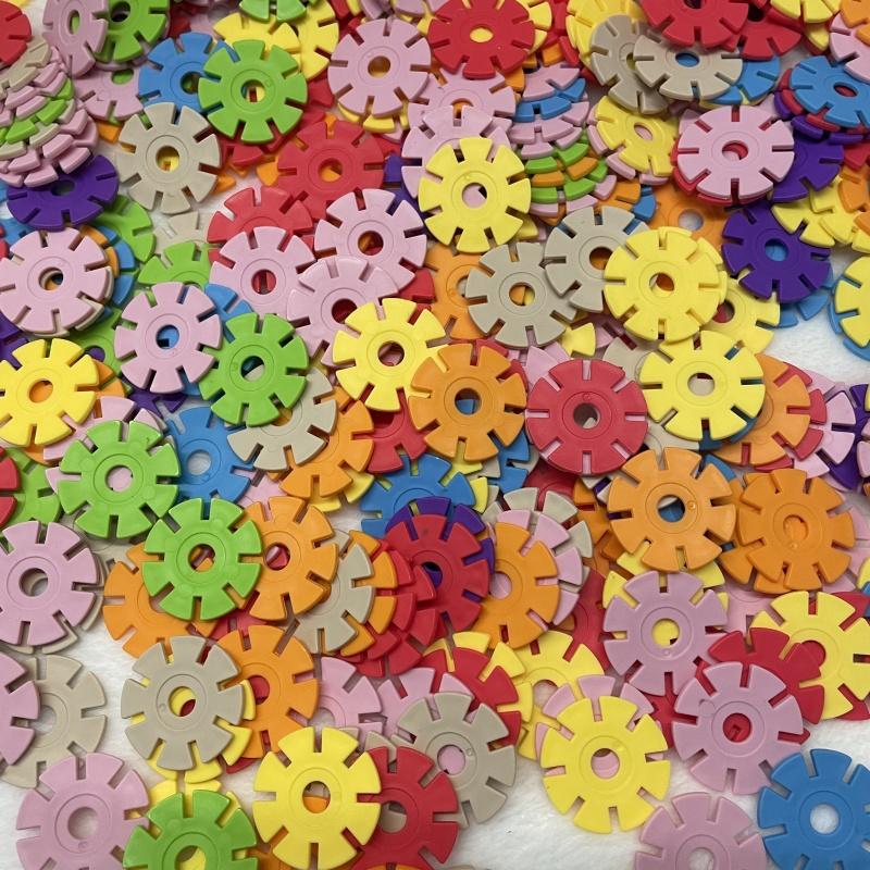 Non-Toxic 400Pcs Snow Flake Toy Educativos Building Blocks Brick Blocks Diy Puzzle Educational Toys Toys For Children 6 To 10 Years Kids