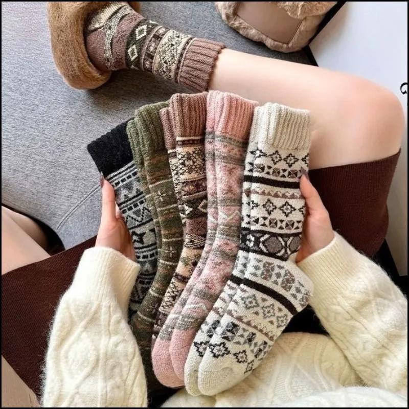 Mid-calf Socks, Casual Classic Striped, Sweat-absorbent And Breathable Women's Socks