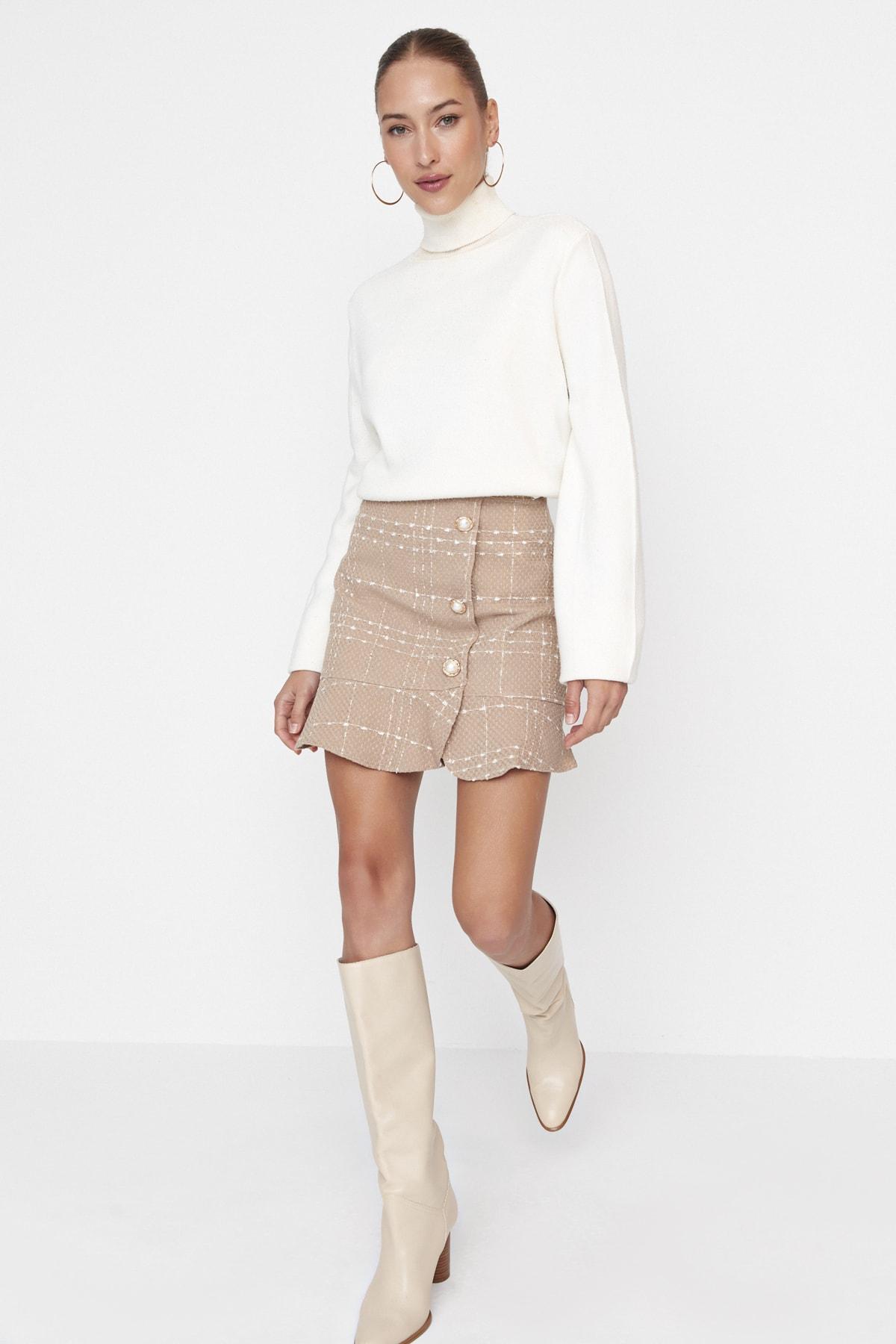 

Черная твидовая ткань на пуговицах с воланами Мини-тканая мини-юбка TWOAW22ET0155..