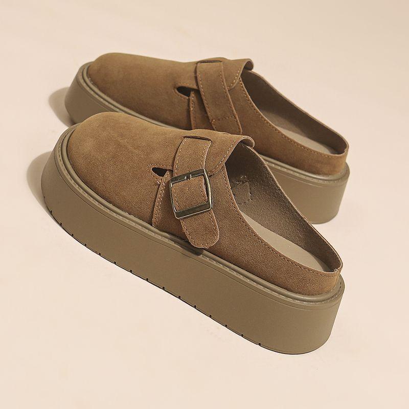 Lazy people pedal a bag head and half slippers for women in the spring of 2025. They wear thick-soled heightening Boken retro Birkenstocks.